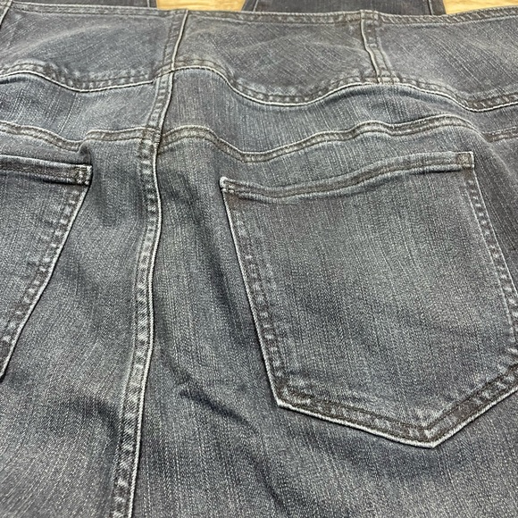 Torrid Women Jeans US 18 R - 4 Button Skinny Leg Dark Wash Plus Size - Picture 8 of 9